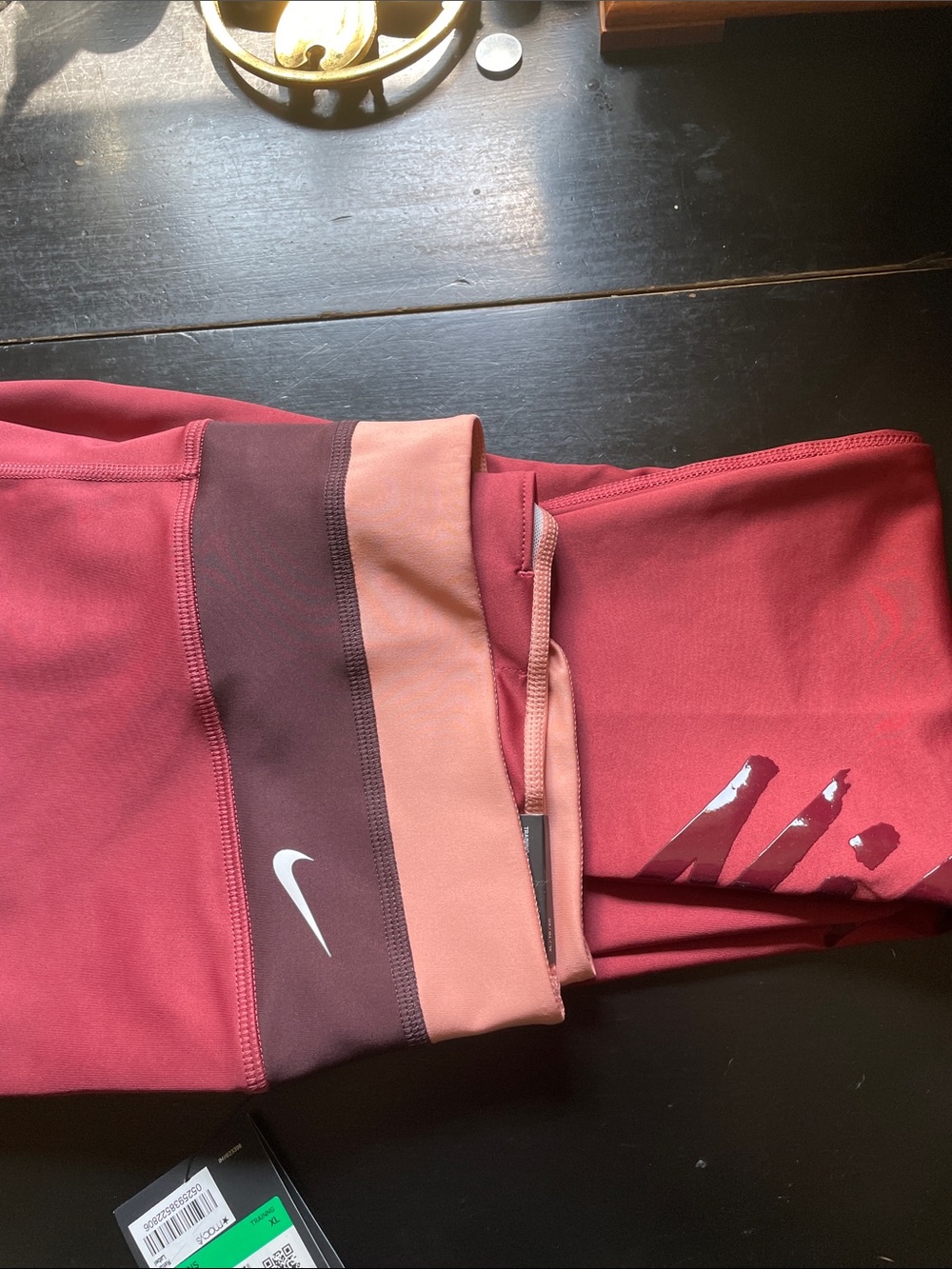 NWT Nike Women’s Maroon & Peach Colorblock Athletic Leggings